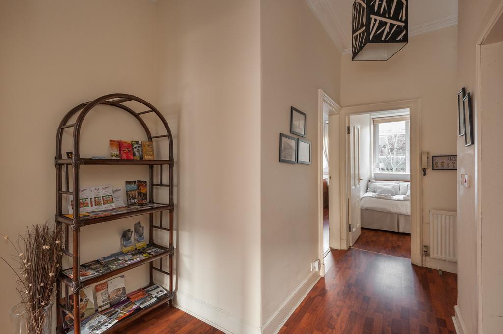 Pitt Street Apartment Beautiful Spacious Apartment Free Parking And Free Sanitizer Edinburgh Cameră foto